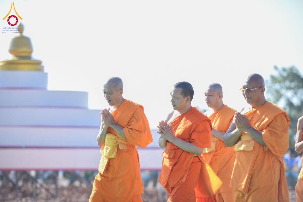 ภาพ No.282022:วันศุกร์ที่ 19 ธันวาคม พ.ศ. 2568 พิธีมอบโล่และใบประกาศเกียรติคุณ โครงการเจริญพระพุทธมนต์ธัมมจักกัปปวัตตนสูตร และวันรวมพลังเด็กดีV-Star ดาวแห่งความดี ผู้นำฟื้นฟูศีลธรรมโลกจังหวัดสระบุรี ณ ศูนย์ปฏิบัติธรรมสระบุรี