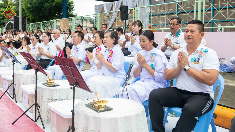 ภาพ No.349988:วันที่ 17 กันยายน พ.ศ. 2569 พิธีตักบาตรเข้าพรรษา 109 รูป ถวายเป็นพระราชกุศลสมเด็จพระบรมราชชนนีพันปีหลวง  ณ โรงเรียนสังข์อ่ำวิทยา อำเภอคลองหลวง จังหวัดปทุมธานี
