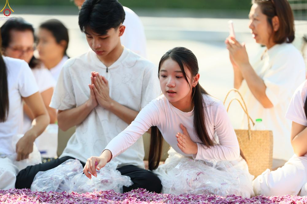 ภาพ No.305801:วันที่ 25 มกราคม พ.ศ. 2569 พิธีต้อนรับพระธรรมยาตรา วัดพระธรรมกาย(ภาพชุดที่ 3) ในโครงการธรรมยาตรา กตัญญูบูชา มหาปูชนียาจารย์ พระมงคลเทพมุนี(สด จนฺทสโร) พระผู้ปราบมาร อนุสรณ์สถาน 7 แห่ง ปีที่ 14