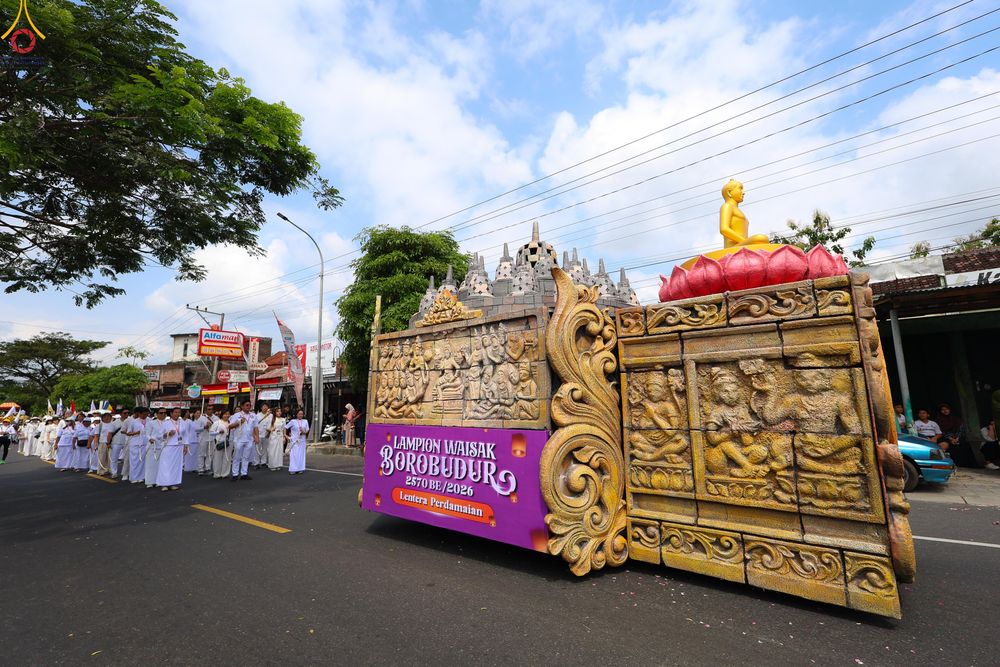 ภาพ No.331747:วันอาทิตย์ที่ 31 พฤษภาคม พ.ศ. 2569 การเดินขบวนพาเหรดงานเฉลิมฉลอง เทศกาลวิสาขบูชานานาชาติ ประเทศอินโดนีเซีย