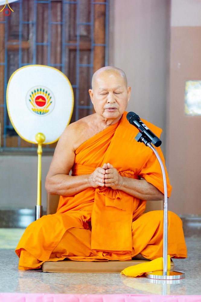 ภาพ No.288534:วันที่ 5 มกราคม พ.ศ. 2569 พิธีทอดผ้าป่าทำนุบำรุงศาสนสถาน ณ วัดอัมพวัน ต.สองพี่น้อง อ.สองพี่น้อง จ.สุพรรณบุรี ในโครงการธรรมยาตรา กตัญญูบูชา มหาปูชนียาจารย์ พระมงคลเทพมุนี(สด จนฺทสโร) พระผู้ปราบมาร อนุสรณ์สถาน 7 แห่ง ปีที่ 14