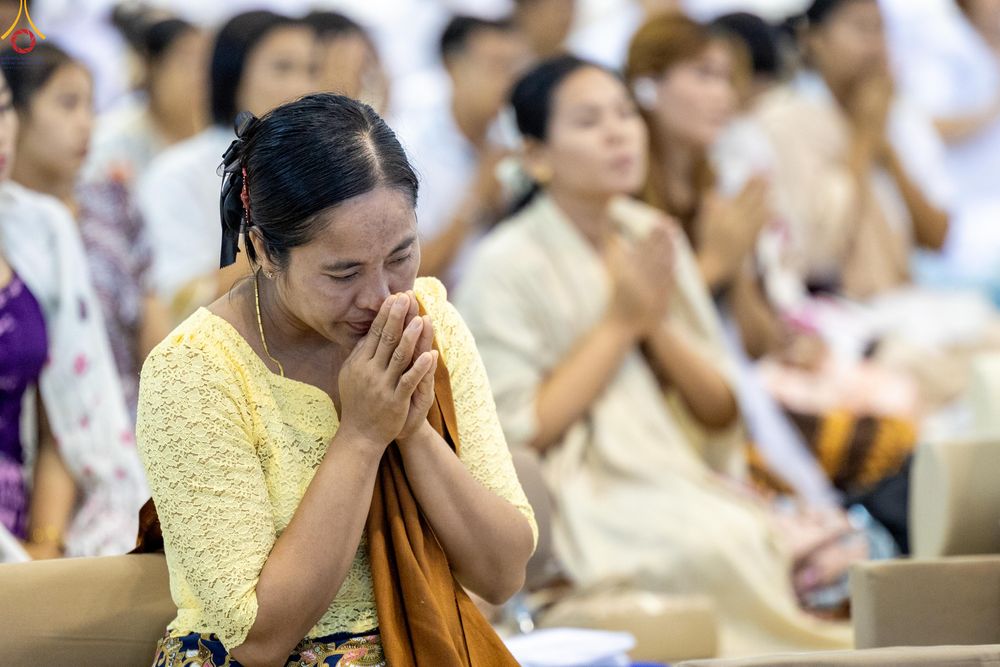 ภาพ No.327731:วันที่ 3 พฤษภาคม พ.ศ.2569 พิธีรับมอบพระบรมสารีริกธาตุ จากสาธารณรัฐแห่งสหภาพเมียนมา ณ ห้องแก้วสารพัดนึก วัดพระธรรมกาย