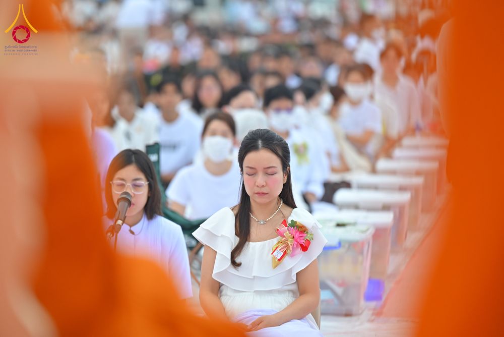 ภาพ No.284654:วันอาทิตย์ที่ 14 ธันวาคม พ.ศ.2568  พิธีทำบุญเมืองสุราษฎร์ธานี 110ปี และพิธีตักบาตรพระสงฆ์ 1,110 รูป  ณ บริเวณริมน้ำวัดกลาง (เก่า) ถนนบ้านดอน ตำบลตลาดใหม่ อำเภอเมือง จังหวัดสุราษฎร์ธานี