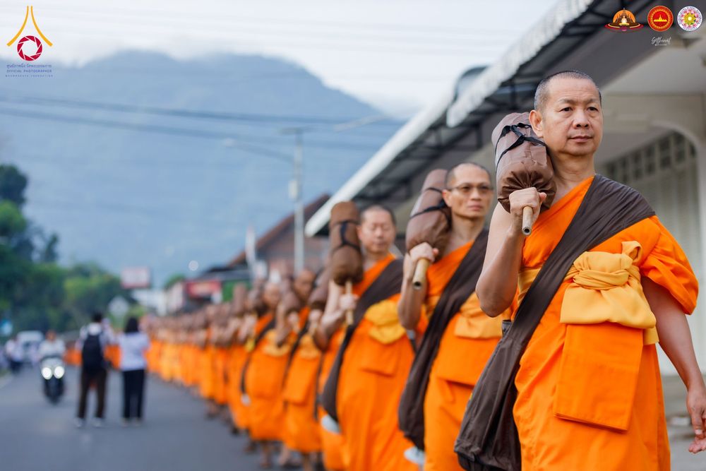 ภาพ No.280057:วันที่ 31 ธันวาคม พ.ศ. 2568 เดินธรรมยาตราที่บรมพุทธโธ อินโดนีเซีย