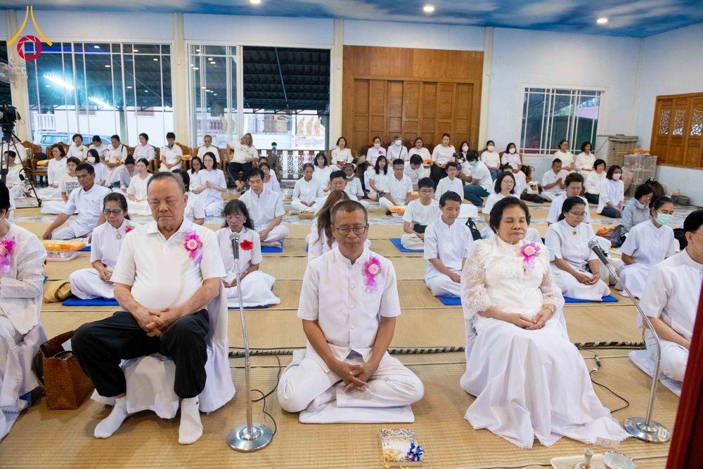 ภาพ No.295842:วันที่ 17 มกราคม พ.ศ. 2569 พิธีถวายภัตตาหารเป็นสังฆทาน แด่พระธรรมยาตรา ณ วัดโบสถ์บน ต.บางคูเวียง จ.นนทบุรี อนุสรณ์สถานลำดับที่ 4 สถานที่เกิดด้วยกายธรรม ในโครงการธรรมยาตรา กตัญญูบูชา มหาปูชนียาจารย์ พระมงคลเทพมุนี(สด จนฺทสโร) พระผู้ปราบมาร อนุสรณ์สถาน 7 แ