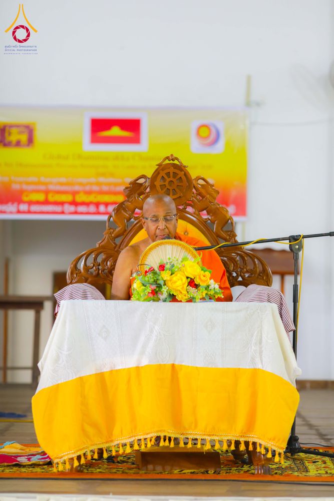 ภาพ No.317752:วันที่ 1 เมษายน พ.ศ. 2569 พิธีสวดธัมมจักกัปปวัตตนสูตรนานาชาติ ในวันพระใหญ่ ขึ้น 15 ค่ำ เดือน 5 (Poya Day)  ณ ศรีธรรมนันทะปิริเวนะ เเละ  วัดวิมลวิหาร นาวละ ประเทศศรีลังกา