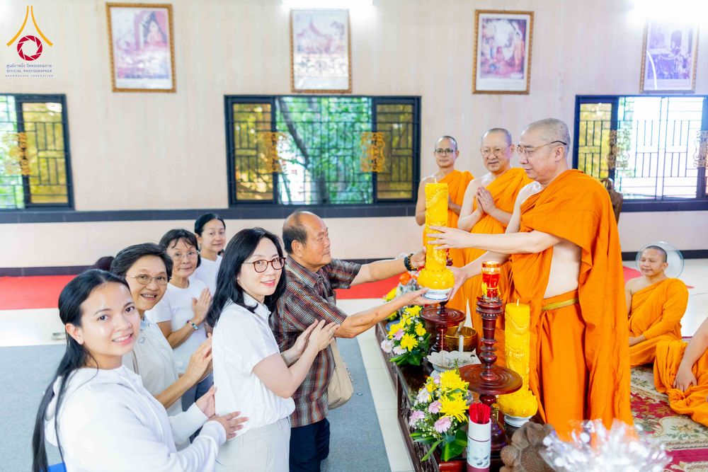 ภาพ No.344490:วันที่ 8-11 สิงหาคม พ.ศ.2569 “ประเพณีเข้าพรรษา เชื่อมพระพุทธศาสนาสองแผ่นดิน” ถวายเทียนพรรษา 9 วัด ณ นครโฮจิมินห์ สาธารณรัฐสังคมนิยมเวียดนาม