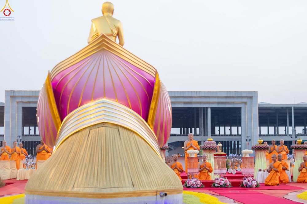 ภาพ No.307546:วันที่ 31 มกราคม พ.ศ. 2569 พิธีจุดประทีปธรรมถวายเป็นพุทธบูชา  และบูชาธรรมมหาปูชนียาจารย์ (ภาพชุดที่ 2) ณ วัดพระธรรมกาย ปทุมธานี ในโครงการธรรมยาตรา กตัญญูบูชา มหาปูชนียาจารย์ พระมงคลเทพมุนี(สด จนฺทสโร) พระผู้ปราบมาร อนุสรณ์สถาน 7 แห่ง ปีที่ 14