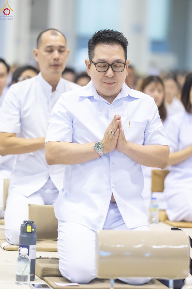 ภาพ No.328070:วันอาทิตย์ต้นเดือนที่ 3 พฤษภาคม พ.ศ.2569 พิธีบูชาข้าวพระ ณ วัดพระธรรมกาย