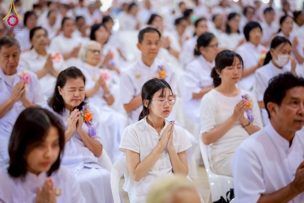 ภาพ No.254850:วันที่ 15 ตุลาคม พ.ศ. 2568 พิธีบรรจุพระบรมสารีริกธาตุภายในพระเกตุองค์พระประธาน สมโภชพระประธาน พระธรรมกาย ณ ศูนยอบรมเยาวชนกาญจนบุรี