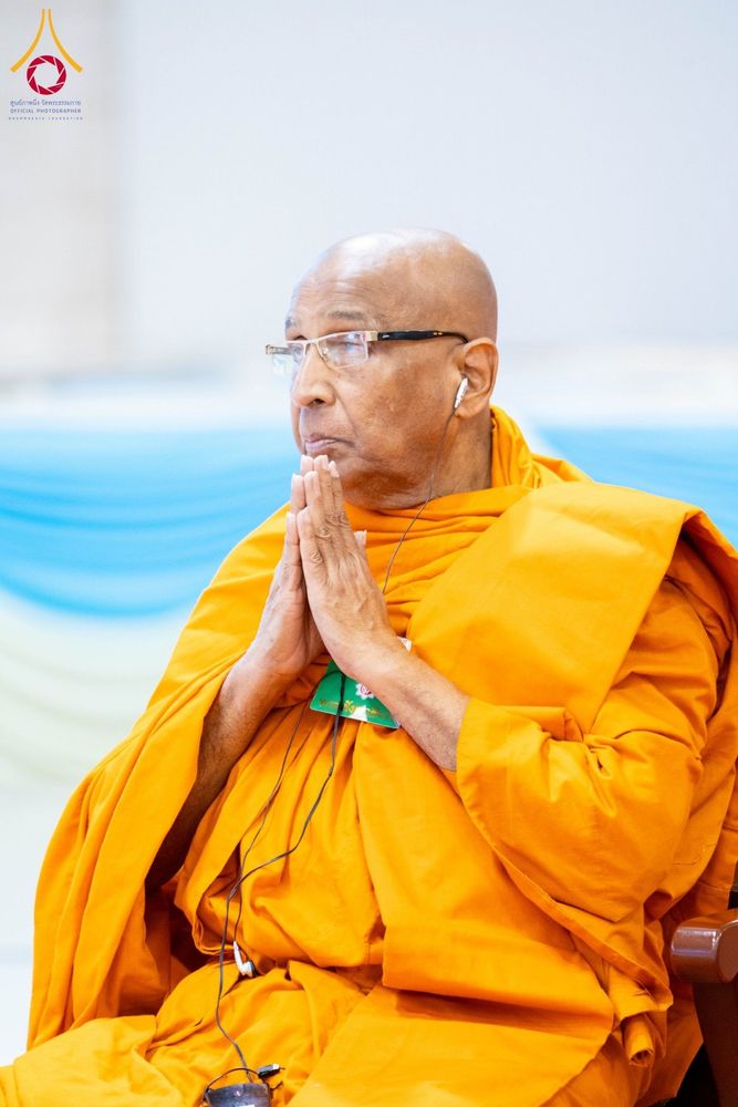 ภาพ No.185306:พิธีถวายมหาสังฆทาน 1,000 วัด ในวาระอายุวัฒนมงคล 84 ปี หลวงพ่อทัตตชีโว วันอาทิตย์ที่ 22 ธันวาคม พ.ศ. 2567 ณ สภาธรรมกายสากล วัดพระธรรมกาย