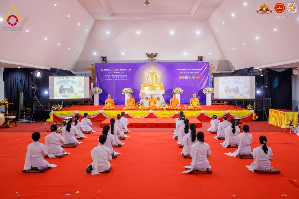 ภาพ No.282111:วันที่ 22 ธันวาคม พ.ศ.2568 พิธีปิดโครงการอบรมอุบาสิการุ่นที่ 1 อินโดนีเซีย