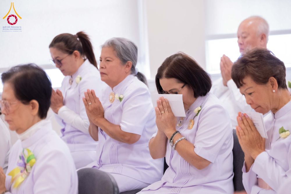 ภาพ No.319189:วันที่ 29 มีนาคม พ.ศ.2569 พิธีอัญเชิญรูปหล่อพระมงคลเทพมุนี (สด จนฺทสโร) ประดิษฐาน ณ ห้องปฏิบัติธรรม “มงคลรัตนโชติ”  วัดพระธรรมกายชิคาโก ประเทศสหรัฐอเมริกา