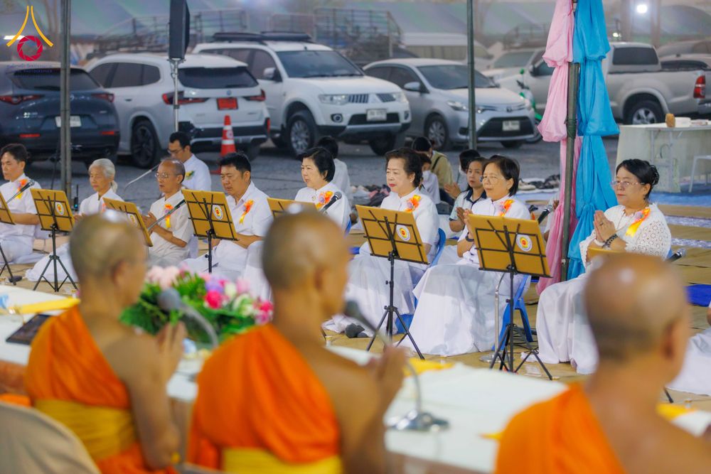 ภาพ No.298484:วันที่ 20 มกราคม พ.ศ. 2569 พิธีถวายภัตตาหารเป็นสังฆทาน แด่พระธรรมยาตรา ณ อนุสรณ์สถานบางปลา วัดบางปลา อำเภอบางเลน จังหวัดนครปฐม ในโครงการธรรมยาตรา กตัญญูบูชา มหาปูชนียาจารย์ พระมงคลเทพมุนี(สด จนฺทสโร) พระผู้ปราบมาร อนุสรณ์สถาน 7 แห่ง ปีที่ 14