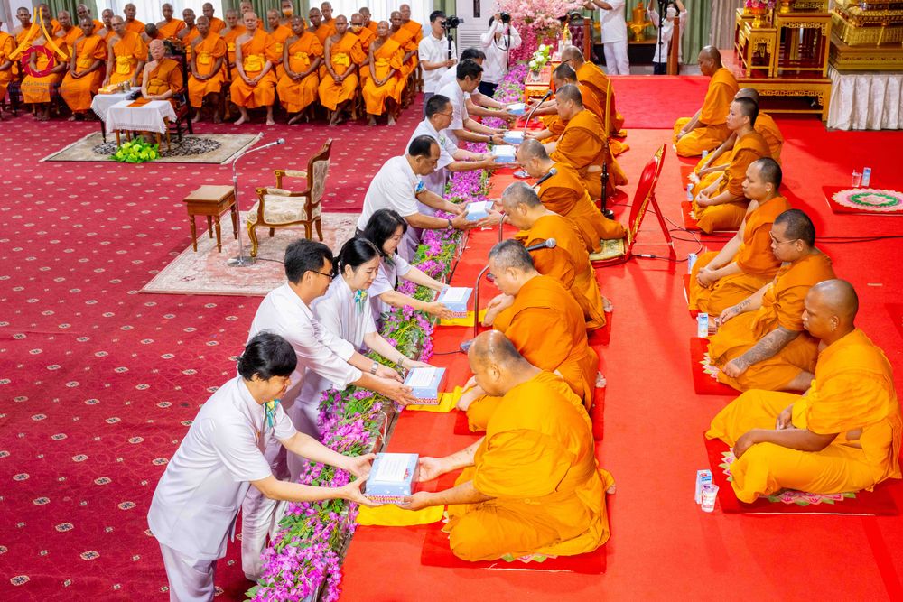 ภาพ No.298725:วันที่ 20 มกราคม พ.ศ. 2569 พิธีทอดผ้าป่าทำนุบำรุงศาสนสถาน ณ วัดไร่ขิง อ.สามพราน จ.นครปฐม ในโครงการธรรมยาตรา กตัญญูบูชา มหาปูชนียาจารย์ พระมงคลเทพมุนี(สด จนฺทสโร) พระผู้ปราบมาร อนุสรณ์สถาน 7 แห่ง ปีที่ 14