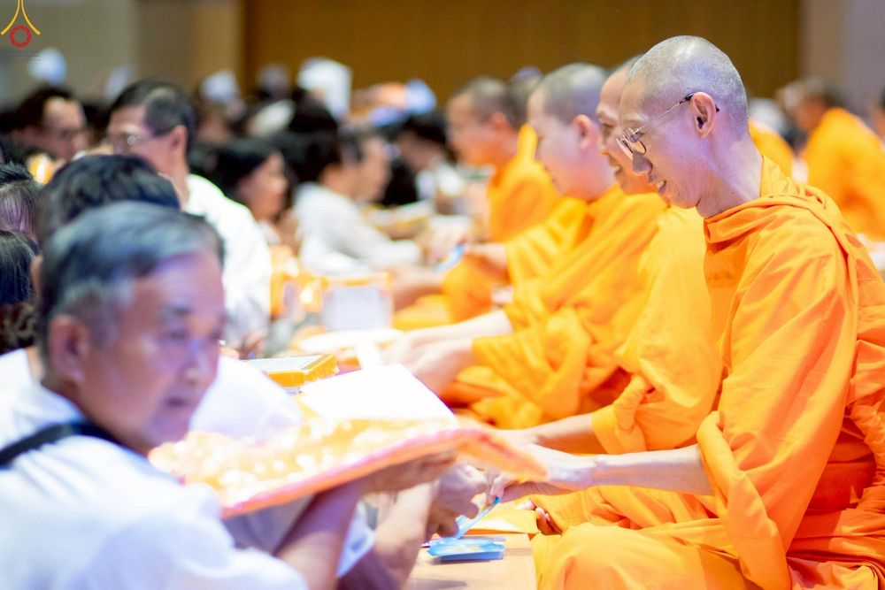ภาพ No.242467:วันที่ ๒๙ - ๓๑ สิงหาคม พ.ศ. ๒๕๖๘ สัมมนารวมใจผู้นำบุญ บูชาธรรม ๘๑ ปี  หลวงพ่อธัมมชโย รุ่นที่ ๒ กฐินสามัคคีทั่วไทย ๓๐,๐๐๐ วัด โครงการอุปสมบทบูชาธรรมมหาปูชนียาจารย์  ๓,๐๐๐ รูป