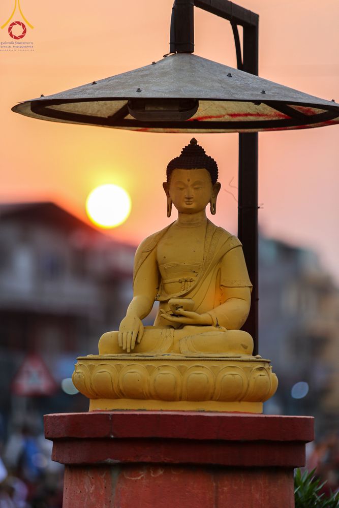 ภาพ No.317081:วันเสาร์ที่ 28 มีนาคม พ.ศ.2569 ธรรมยาตราจาริก ณ ซุ้มประตูลุมพินีเกต(Lumbini Gate) ประเทศเนปาล