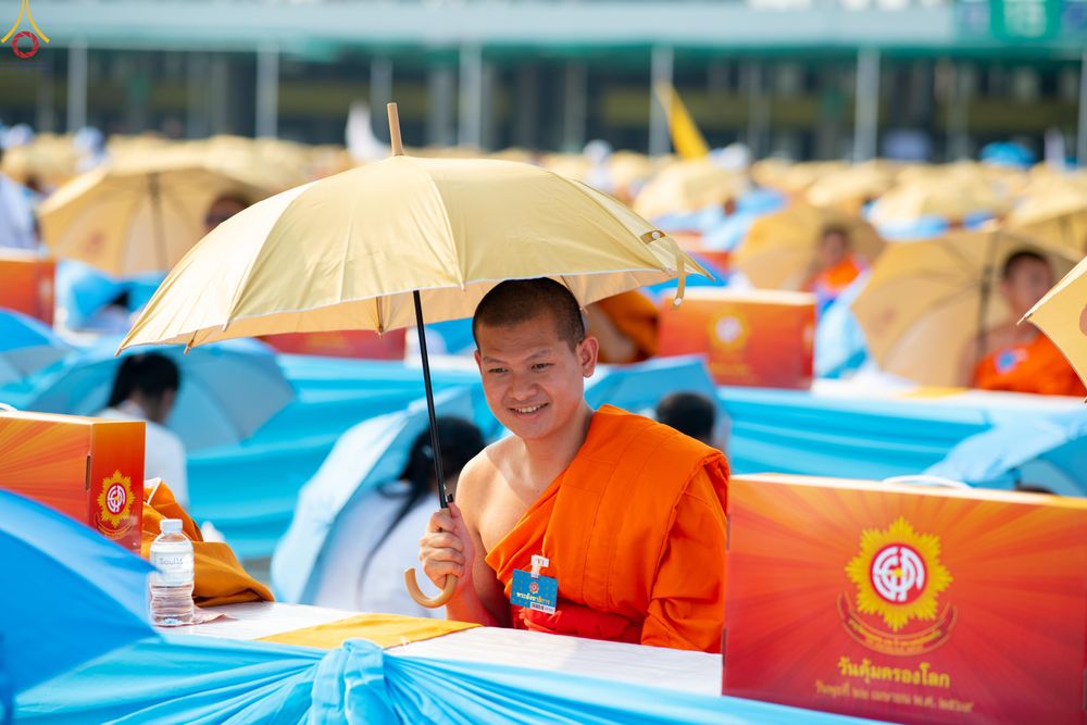 ภาพ No.324921:วันที่ 22 เมษายน พ.ศ.2569 (วันคุ้มครองโลก) พิธีถวายมหาสังฆทาน 40,000 กว่าวัดทั่วประเทศ (ชุดที่ 2) ณ ลานธรรม พระมหาธรรมกายเจดีย์ วัดพระธรรมกาย