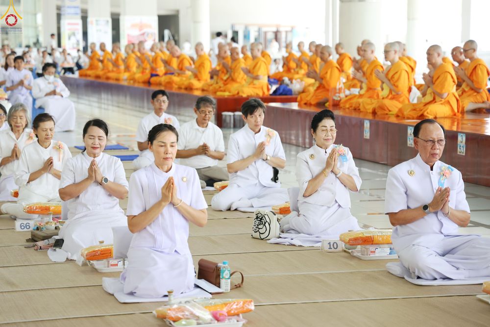 ภาพ No.317609:วันพฤหัสบดีที่ 2 เมษายน พ.ศ.2569 พิธีบุพเปตพลี ครั้งที่ 180 ณ หอฉันคุณยายอาจารย์ฯ วัดพระธรรมกาย