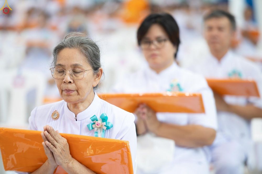 ภาพ No.345584:วันพฤหัสบดีที่ 27 สิงหาคม พ.ศ.2569 พิธีทอดผ้าป่าเพื่อถวายอุปกรณ์สื่อโสตทัศน์ อาคาร 82 ปี หลวงพ่อธัมมชโย พิธีทอดผ้าป่าสมทบกฐินวัดพระธรรมกาย และสมทบกฐิน 30,000 กว่าวัดทั่วไทย ครั้งที่ 1 ประจำปี พุทธศักราช 2569 ณ วัดพระธรรมกาย ปทุมธานี