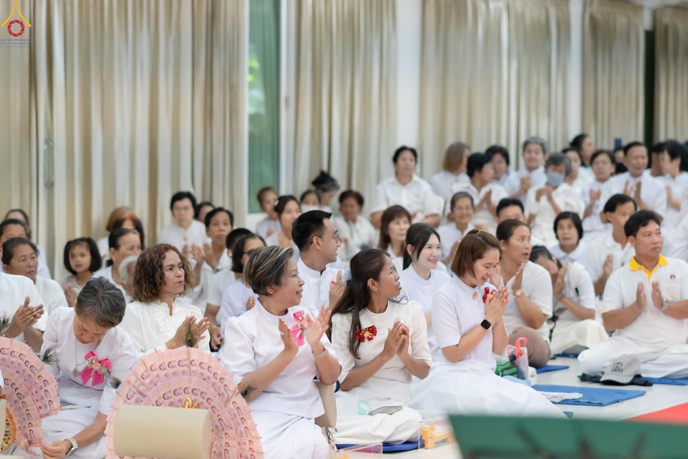 ภาพ No.331349:วันที่ 31 พฤษภาคม พ.ศ.2569 พิธีทอดผ้าป่าและตอกเสาเข็มมงคลต้นแรก องค์พระเจดีย์เพื่อสร้างสันติภาพโลก  ณ ธุดงคสถานพัฒนานิคม จังหวัดลพบุรี