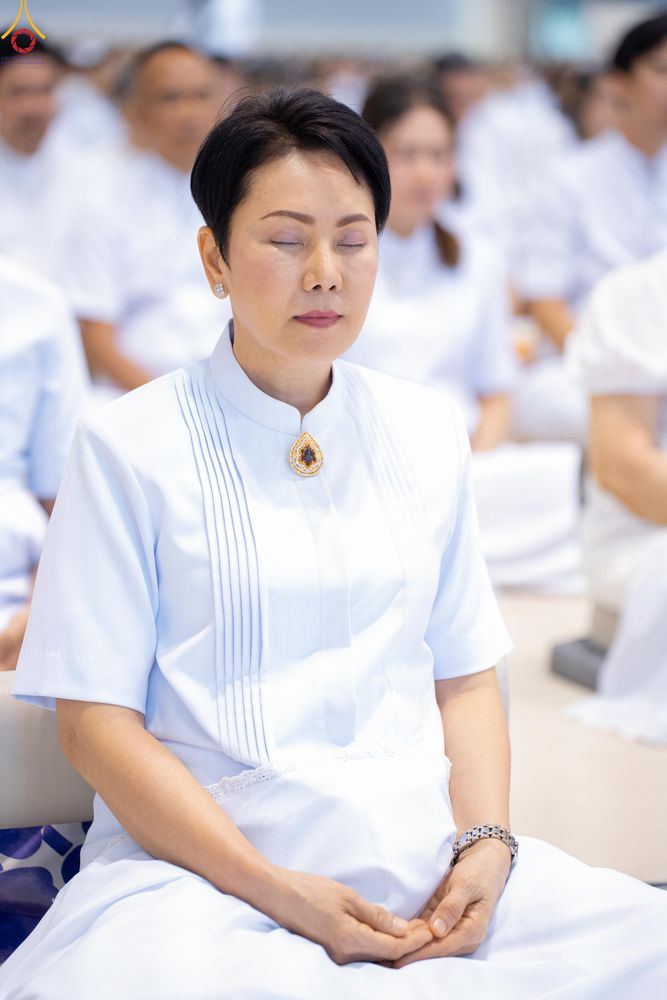 ภาพ No.337853:วันอาทิตย์ต้นเดือน 5 กรกฎาคม พ.ศ.2569 พิธีบูชาข้าวพระ ณ สภาธรรมกายสากล วัดพระธรรมกาย
