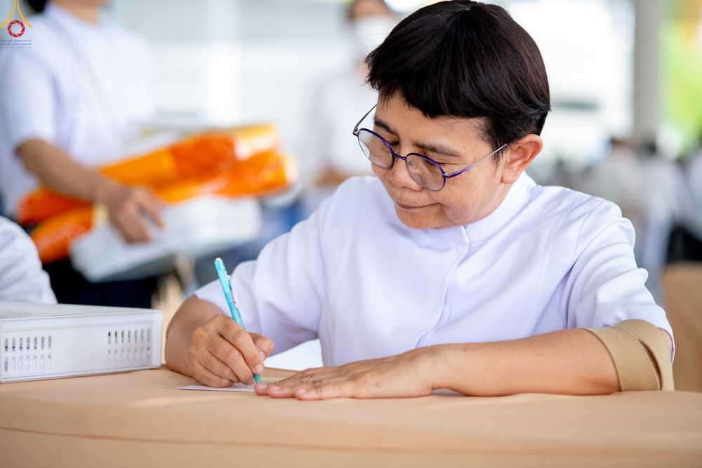 ภาพ No.317624:วันพฤหัสบดีที่ 2 เมษายน พ.ศ.2569 พิธีบุพเปตพลี ครั้งที่ 180 ณ หอฉันคุณยายอาจารย์ฯ วัดพระธรรมกาย