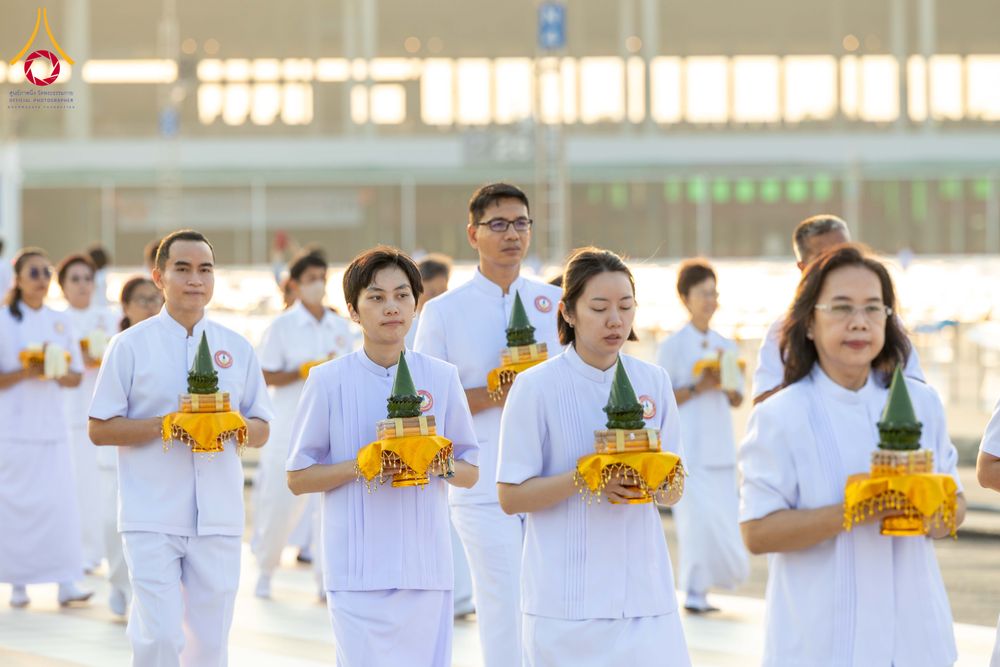 ภาพ No.320836:วันเสาร์ที่ 11 เมษายน พ.ศ.2569 พิธีเวียนประทักษิณ พิธีวันทาเจดีย์ โครงการอุปสมบทหมู่ บูชาธรรมหลวงพ่อธัมมชโย พ.ศ.2569 โครงการอุปสมบทหมู่ธรรมทายาท ระดับอุดมศึกษา รุ่น 53 (ภาคฤดูร้อน) ณ วัดพระธรรมกาย ปทุมธานี