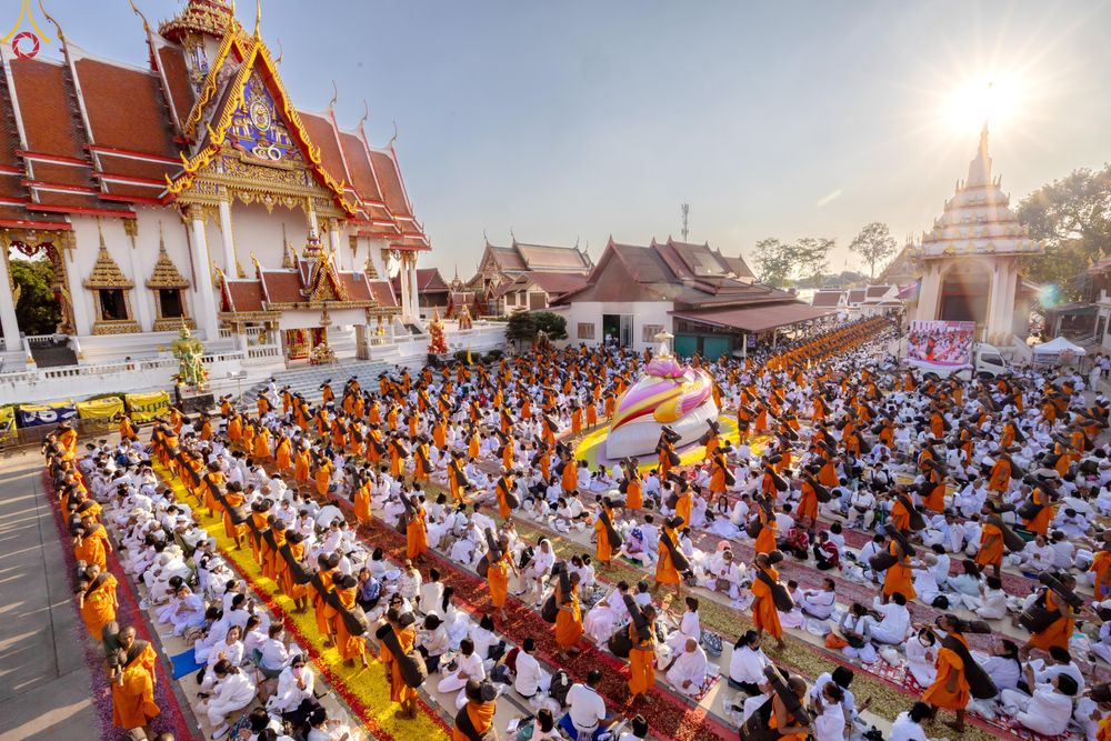 ภาพ No.295348:วันที่ 16 มกราคม พ.ศ. 2569 พิธีต้อนรับพระธรรมยาตรา อนุสรณ์สถานลำดับที่ 4 (ภาพชุดที่ 2) สถานที่เกิดด้วยกายธรรม ณ วัดโบสถ์บน ต.บางคูเวียง จ.นนทบุรี ในโครงการธรรมยาตรา กตัญญูบูชา มหาปูชนียาจารย์ พระมงคลเทพมุนี(สด จนฺทสโร) พระผู้ปราบมาร อนุสรณ์สถาน 7 แห่ง ปี