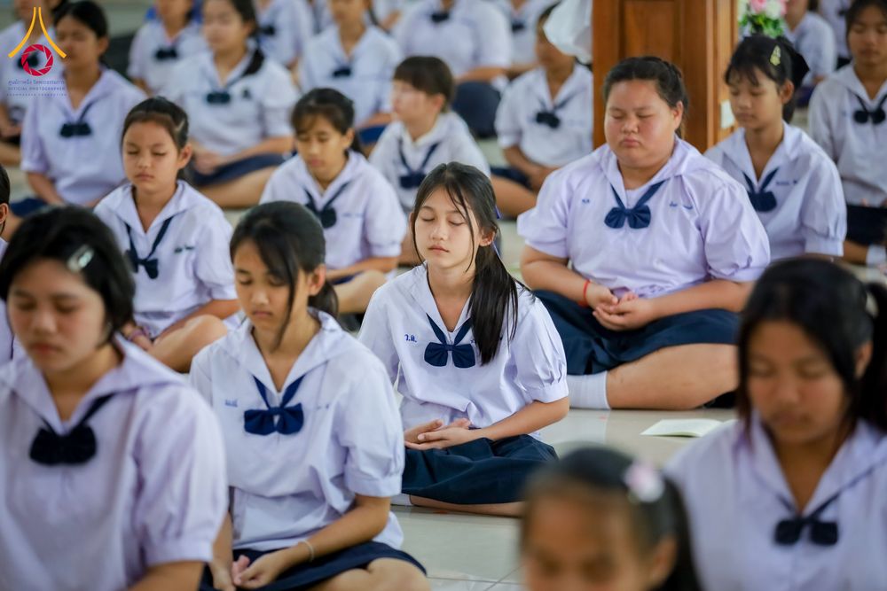 ภาพ No.285521:วันที่ 11 ธันวาคม พ.ศ. 2568  รวมพลังเด็กดี V-Star ผู้นำฟื้นฟูศีลธรรมโลก ประจำปี 2568 จังหวัดแพร่  ณ ธุดงคสถานแพร่ อำเภอวังชิ้น จังหวัดแพร่