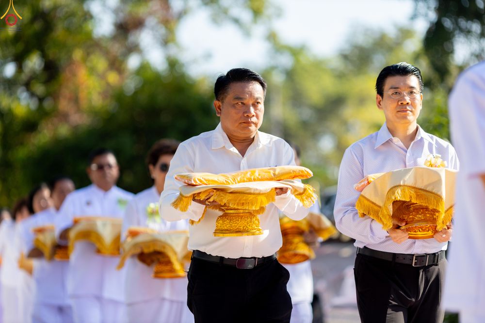 ภาพ No.288506:วันที่ 5 มกราคม พ.ศ. 2569 พิธีทอดผ้าป่าทำนุบำรุงศาสนสถาน ณ วัดอัมพวัน ต.สองพี่น้อง อ.สองพี่น้อง จ.สุพรรณบุรี ในโครงการธรรมยาตรา กตัญญูบูชา มหาปูชนียาจารย์ พระมงคลเทพมุนี(สด จนฺทสโร) พระผู้ปราบมาร อนุสรณ์สถาน 7 แห่ง ปีที่ 14