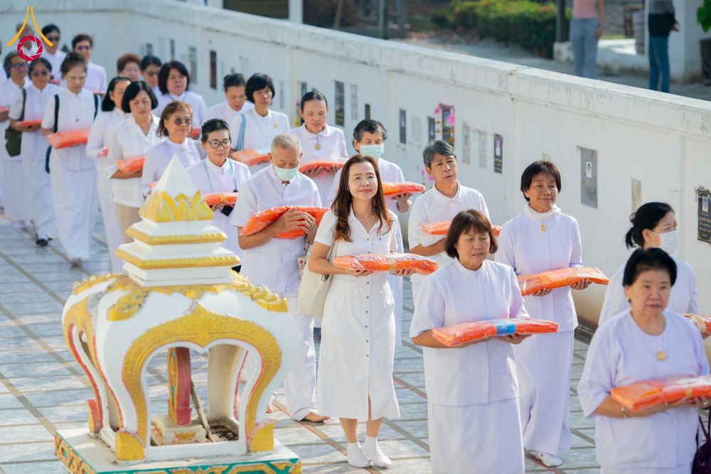 ภาพ No.298864:วันที่ 16 มกราคม พ.ศ. 2569 พิธีทอดผ้าป่าทำนุบำรุงศาสนสถาน ณ วัดอัมพวัน ต.บางม่วง อ.บางใหญ่ จ.นนทบุรี ในโครงการธรรมยาตรา กตัญญูบูชา มหาปูชนียาจารย์ พระมงคลเทพมุนี(สด จนฺทสโร) พระผู้ปราบมาร อนุสรณ์สถาน 7 แห่ง ปีที่ 14