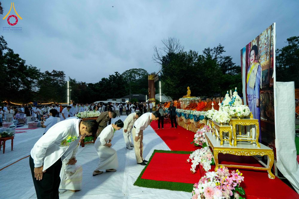 ภาพ No.285998:วันเสาร์ที่ 13 ธันวาคม พ.ศ.2568 พิธีตักบาตรพระภิกษุสามเณร 1,000 รูป ณ บริเวณหน้าอุทยานแห่งชาติเขาใหญ่ อำเภอปากช่อง จ.นครราชสีมา