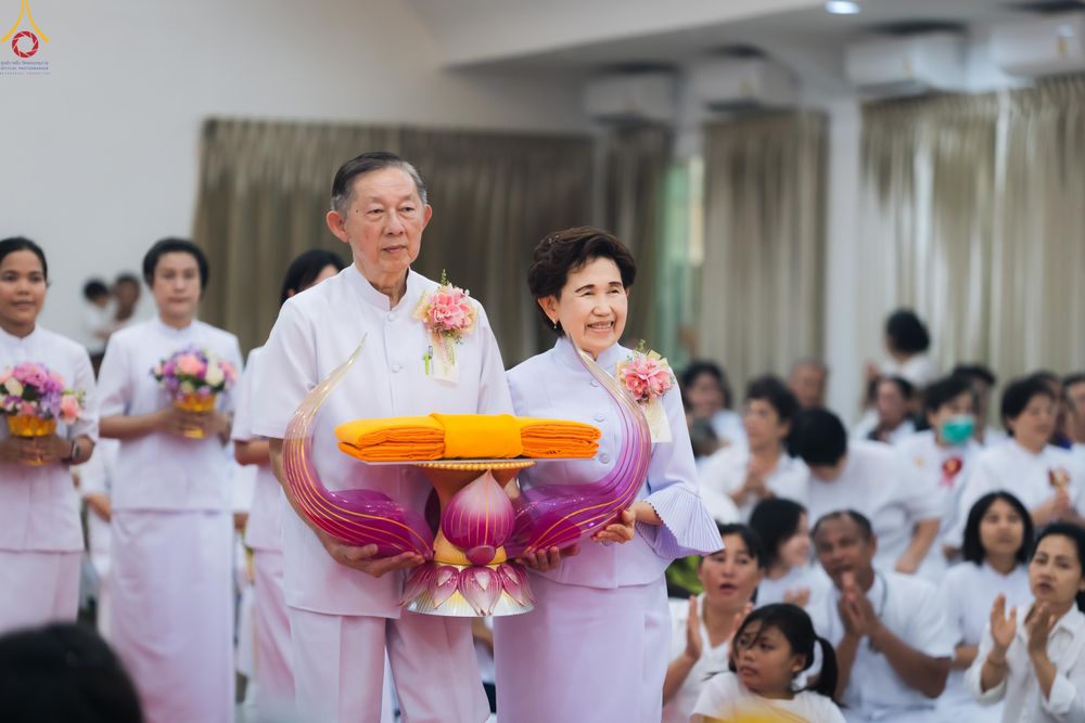 ภาพ No.331355:วันที่ 31 พฤษภาคม พ.ศ.2569 พิธีทอดผ้าป่าและตอกเสาเข็มมงคลต้นแรก องค์พระเจดีย์เพื่อสร้างสันติภาพโลก  ณ ธุดงคสถานพัฒนานิคม จังหวัดลพบุรี