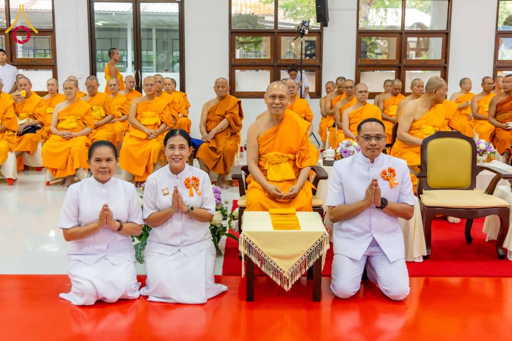 ภาพ No.316085:วันศุกร์ที่ 27 มีนาคม พ.ศ. 2569 พิธีบำเพ็ญกุศล คุณพ่อณรงค์ จินตมากุล  สิริอายุ 99 ปี 11 เดือน โยมบิดา พระครูปลัดรัตนวีรวัฒน์ (รังสฤษดิ์ อิทฺธิจินตโก) ที่ปรึกษาเจ้าคณะจังหวัดปทุมธานี เจ้าอาวาสวัดพระธรรมกาย  ณ ห้องปลูกศรัทธา 2 วัดพระธรรมกาย ปทุมธานี