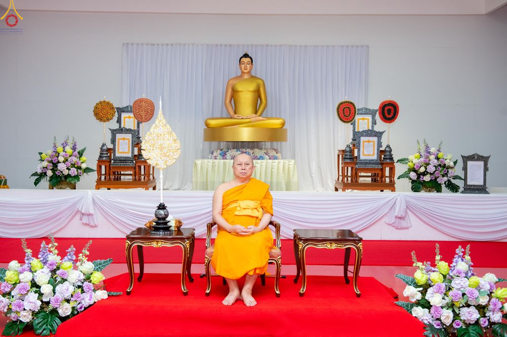 ภาพ No.342949:วันอาทิตย์ที่ 9 สิงหาคม พ.ศ.2569 พิธีมอบพัด ตั้งฐานานุกรม พระราชภาวนาวชิรวิเทศ วิ. ณ ห้องอาคารปลูกศรัทธา 2 วัดพระธรรมกาย