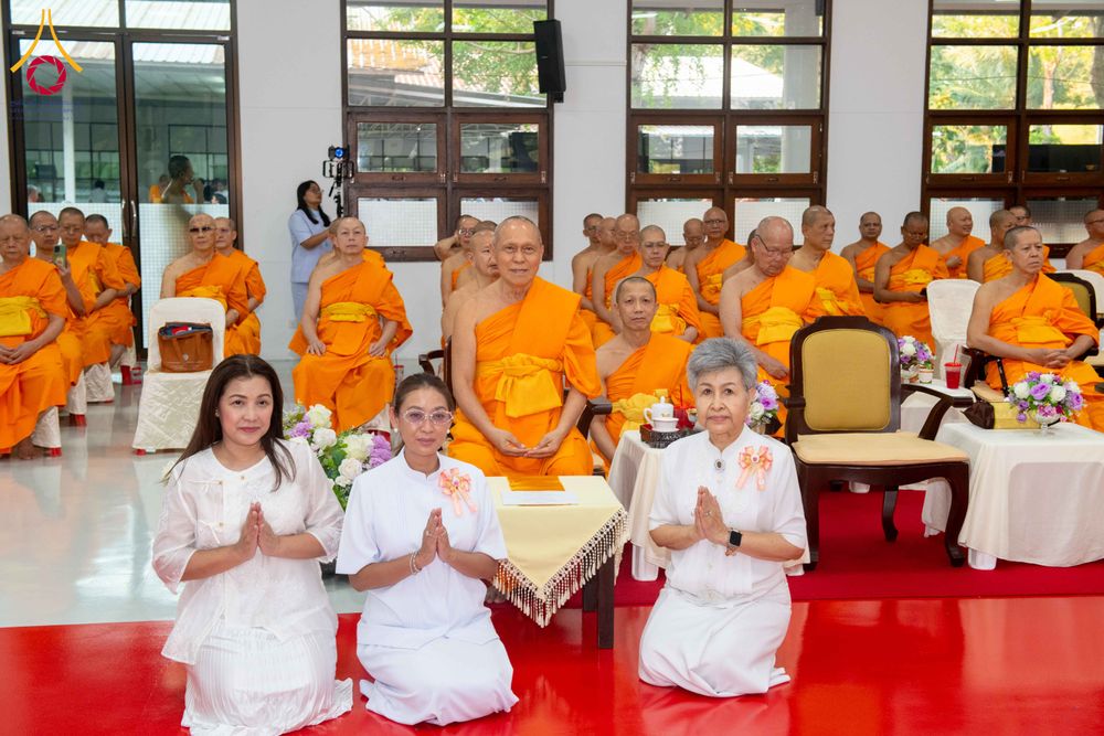 ภาพ No.316185:วันเสาร์ที่ 28 มีนาคม พ.ศ. 2569 พิธีบำเพ็ญกุศล คุณพ่อณรงค์ จินตมากุล  สิริอายุ 99 ปี 11 เดือน โยมบิดา พระครูปลัดรัตนวีรวัฒน์ (รังสฤษดิ์ อิทฺธิจินตโก) ที่ปรึกษาเจ้าคณะจังหวัดปทุมธานี เจ้าอาวาสวัดพระธรรมกาย  ณ ห้องปลูกศรัทธา 2 วัดพระธรรมกาย ปทุมธานี