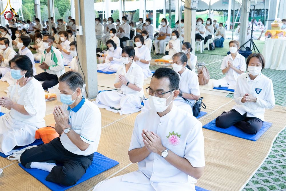 ภาพ No.71290:พิธีถวายภัตตาหารเป็นสังฆทาน แด่คณะพระธรรมยาตราฯ ในโครงการธรรมยาตรากตัญญูบูชา มหาปูชนียาจารย์ พระมงคลเทพมุนี(สด จนฺทสโร) พระผู้ปราบมาร อนุสรณ์สถาน 7 แห่ง ปีที่ 11 วันที่ 15 มกราคม พ.ศ. 2566