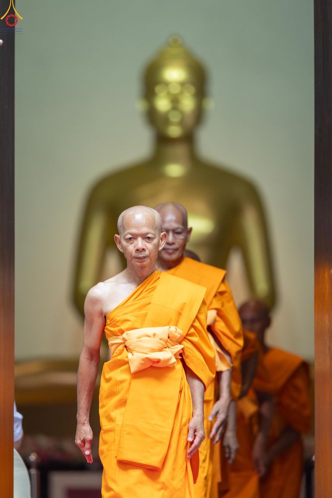 ภาพ No.330797:วันวิสาขบูชา อาทิตย์ที่ 31 พฤษภาคม พ.ศ.2569 พิธีบรรพชาสามเณรอุบาสก 11 ท่าน , พิธีถวายบาตรผ้าไตร และจตุปัจจัยไทยธรรม แด่สามเณร , พิธีอุปสมบทอุทิศชีวิต , พิธีกล่าวคำกัปปิยภัณฑ์  ณ อุโบสถพระไตรปิฎก วัดพระธรรมกาย จังหวัดปทุมธานี