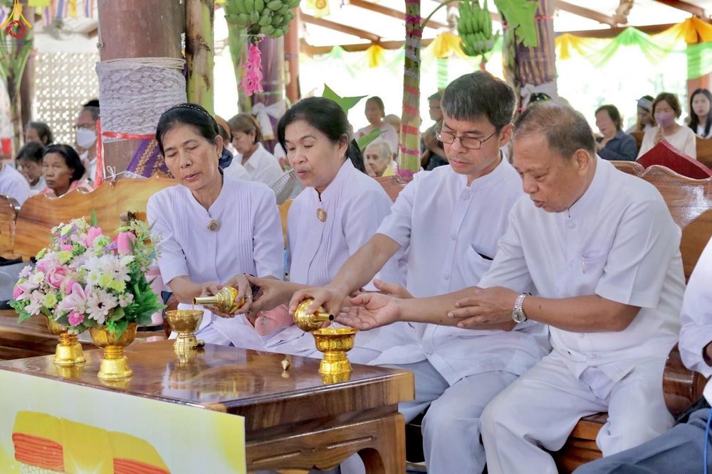 ภาพ No.283063:วันอาทิตย์ที่ 26 ตุลาคม พุทธศักราช 2568 พิธีทอดกฐินสามัคคีทั่วไทย 30,000 วัด  โดยคณะศิษยานุศิษย์ บูชาธรรม 81 ปี  หลวงพ่อธัมมชโย ณ วัดโพธิ์เกรียบ อ.โพธิ์ทอง จ.อ่างทอง