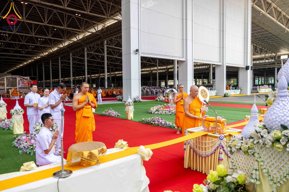 ภาพ No.316598:วันอาทิตย์ที่ 29 มีนาคม พ.ศ. 2569 พิธีทอดผ้าบังสุกุลและพิธีชำระร่าง โยมพ่อณรงค์ จินตมากุล  สิริอายุ 99 ปี 11 เดือน โยมบิดา พระครูปลัดรัตนวีรวัฒน์ (รังสฤษดิ์ อิทฺธิจินตโก) ที่ปรึกษาเจ้าคณะจังหวัดปทุมธานี เจ้าอาวาสวัดพระธรรมกาย  ณ ฌาปนสถานชั่วคราว ทางเข้า 