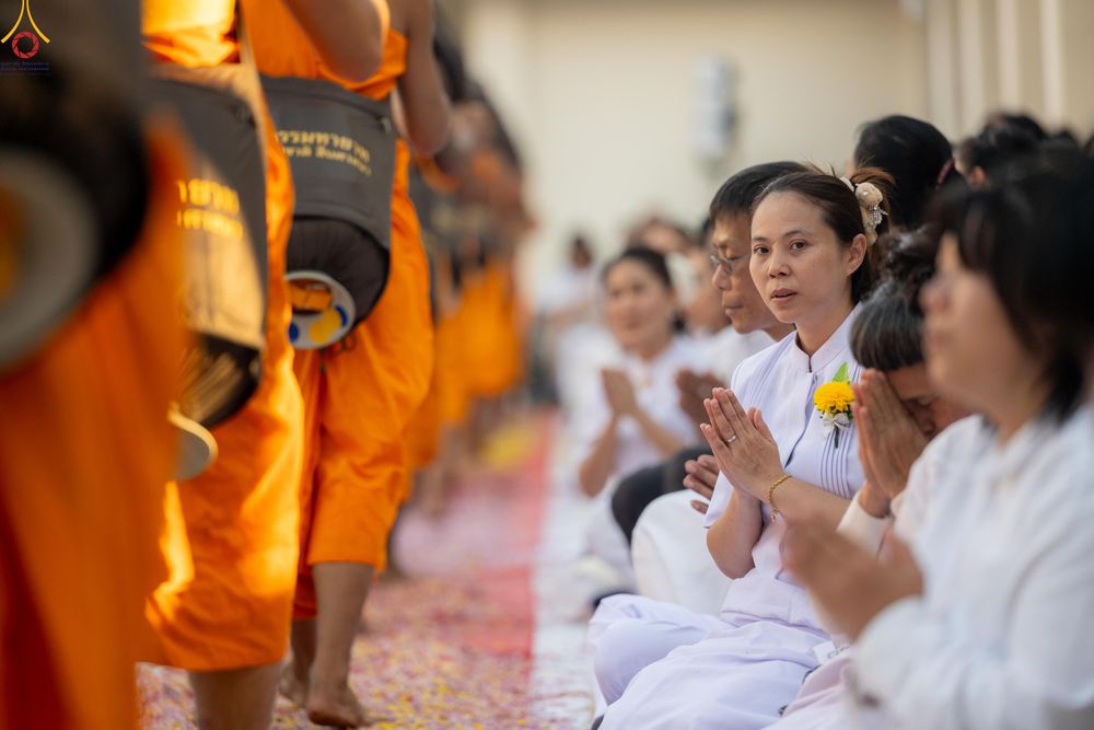 ภาพ No.295274:วันที่ 16 มกราคม พ.ศ. 2569 พิธีต้อนรับพระธรรมยาตรา อนุสรณ์สถานลำดับที่ 4 (ภาพชุดที่ 2) สถานที่เกิดด้วยกายธรรม ณ วัดโบสถ์บน ต.บางคูเวียง จ.นนทบุรี ในโครงการธรรมยาตรา กตัญญูบูชา มหาปูชนียาจารย์ พระมงคลเทพมุนี(สด จนฺทสโร) พระผู้ปราบมาร อนุสรณ์สถาน 7 แห่ง ปี