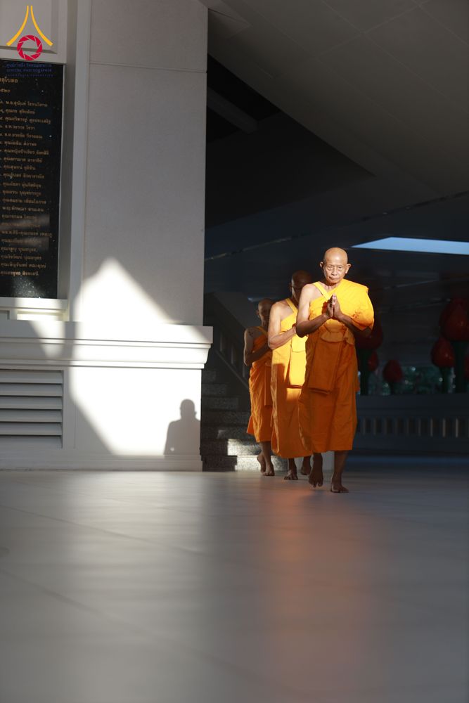 ภาพ No.321503:วันเสาร์ที่ 11 เมษายน พ.ศ.2569 พิธีขอบรรพชา พิธีขอสรณคมณ์และศีล, พิธีถวายบาตร พิธีอุปสมบท โครงการอุปสมบทหมู่ บูชาธรรมหลวงพ่อธัมมชโย พ.ศ.2569 โครงการอุปสมบทหมู่ธรรมทายาท ระดับอุดมศึกษา รุ่น 53 (ภาคฤดูร้อน) ณ วัดพระธรรมกาย ปทุมธานี