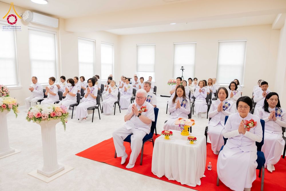 ภาพ No.319107:วันที่ 29 มีนาคม พ.ศ.2569 พิธีอัญเชิญรูปหล่อพระมงคลเทพมุนี (สด จนฺทสโร) ประดิษฐาน ณ ห้องปฏิบัติธรรม “มงคลรัตนโชติ”  วัดพระธรรมกายชิคาโก ประเทศสหรัฐอเมริกา