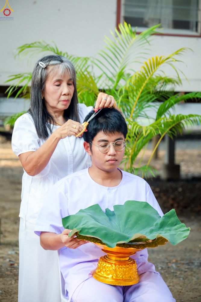 ภาพ No.319736:วันอาทิตย์ที่ 5 เมษายน พ.ศ.2569 พิธีตัดปอยผม และปลงผมนาคธรรมทายาท โครงการบรรพชาและอุปสมบทหมู่ รุ่นบูชาธรรม 82 ปี หลวงพ่อธัมมชโย