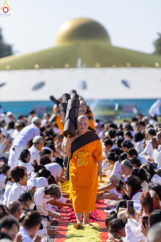 ภาพ No.286891:วันที่ 2 มกราคม พ.ศ.2569 พิธีต้อนรับพระธรรมยาตรา ครั้งที่ 1 (ภาพชุดที่ 2) ณ วัดพระธรรมกาย (วิหารหลวงปู่ - พระมหาธรรมกายเจดีย์)