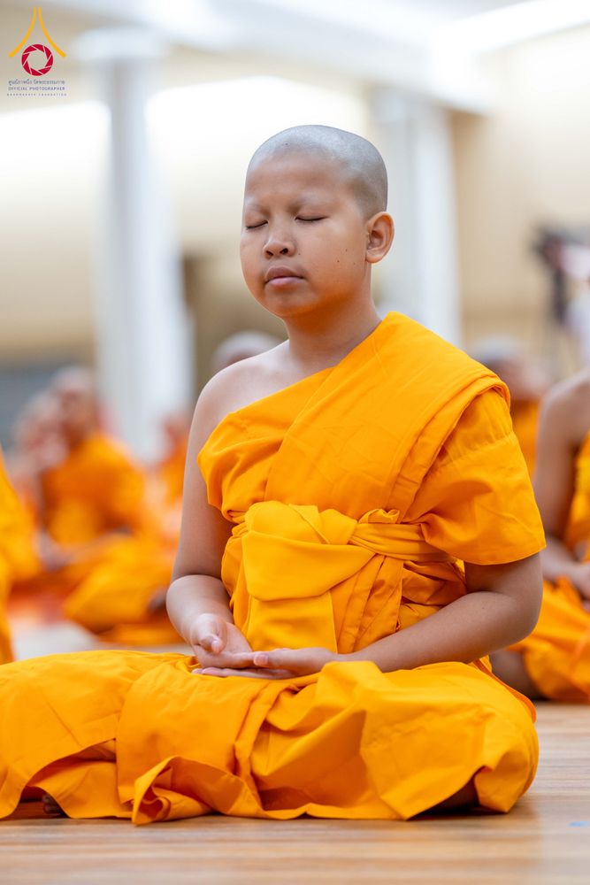 ภาพ No.319561:วันเสาร์ที่ 4 เมษายน พ.ศ.2569 พิธีขอขมา มอบผ้าไตร และถวายบาตรแด่นาคธรรมทายาท ในโครงการบรรพชาสามเณรฟื้นฟูพระพุทธศาสนาทั่วไทย โครงการหน่อแก้วเปรียญธรรม รุ่นที่ 14 โครงการสามเณรยุวธรรมทายาท รุ่นที่ 34 โครงการสามเณรมัชฌิมธรรมทายาท รุ่นที่ 30 ณ สภาธรรมกายสากล