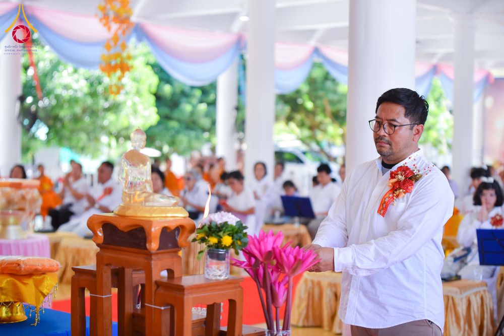 ภาพ No.313032:วันเสาร์ที่ 28 กุมภาพันธ์  พ.ศ. 2569 พิธีทอดผ้าป่าสามัคคีเพื่อสร้างอาคารที่พักสามเณร ณ ศูนย์ปฏิบัติธรรมสวนผึ้ง จ.ราชบุรี