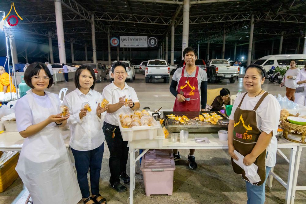 ภาพ No.306123:วันที่ 30 มกราคม พ.ศ. 2569 พิธีถวายภัตตาหารเป็นสังฆทาน แด่พระธรรมยาตรา ณ วัดพระธรรมกาย  จังหวัดปทุมธานี ในโครงการธรรมยาตรา กตัญญูบูชา มหาปูชนียาจารย์ พระมงคลเทพมุนี(สด จนฺทสโร) พระผู้ปราบมาร อนุสรณ์สถาน 7 แห่ง ปีที่ 14