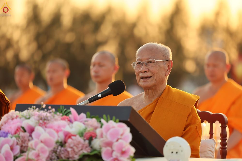 ภาพ No.302041:วันที่ 23 มกราคม พ.ศ. 2569 พิธีจุดประทีปธรรมถวายเป็นพุทธบูชา และบูชาธรรมมหาปูชนียาจารย์  ณ อนุสรณ์สถานลำดับที่ 5 สถานที่เผยแผ่วิชชาธรรมกายครั้งแรก อนุสรณ์สถานบางปลา วัดบางปลา อำเภอบางเลน จังหวัดนครปฐม ในโครงการธรรมยาตรา กตัญญูบูชา มหาปูชนียาจารย์ พระมงคล